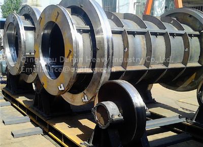 点击查看详细信息<br>标题：Centrifugal Concrete Pipe Making Machine 阅读次数：1234